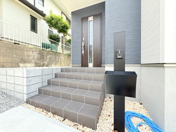 奈良市朱雀１丁目の新築一戸建