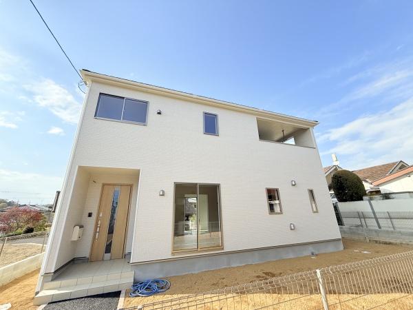 奈良市西登美ヶ丘５丁目の新築一戸建
