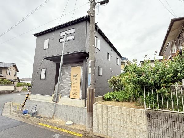 奈良市西千代ヶ丘１丁目の新築一戸建