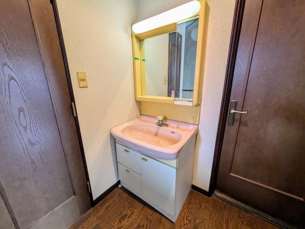 奈良市法蓮町の中古一戸建て