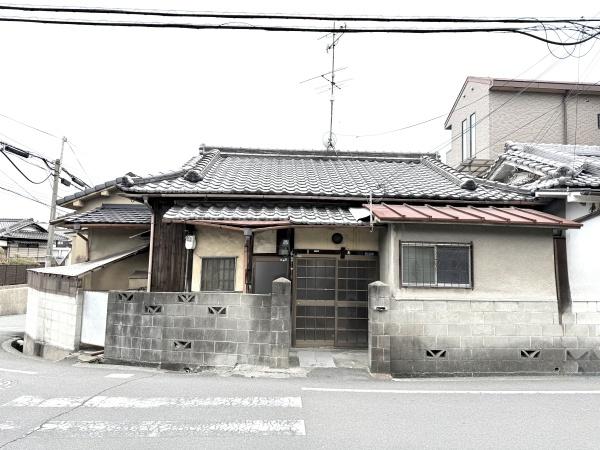 奈良市あやめ池南６丁目の中古一戸建