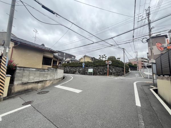 奈良市あやめ池南６丁目の土地
