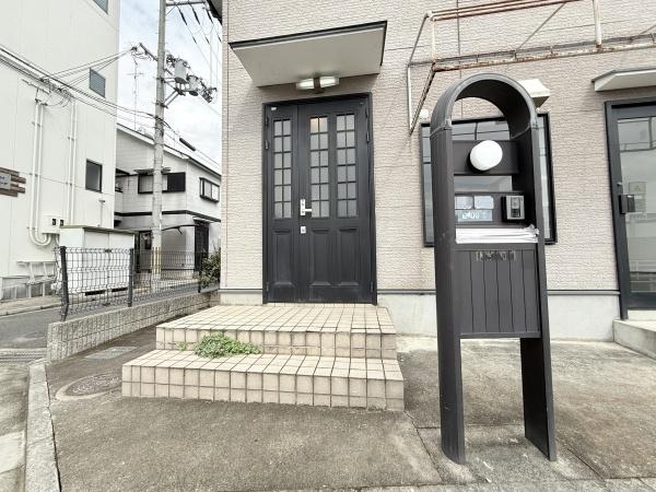 奈良市三条大路１丁目の中古一戸建て