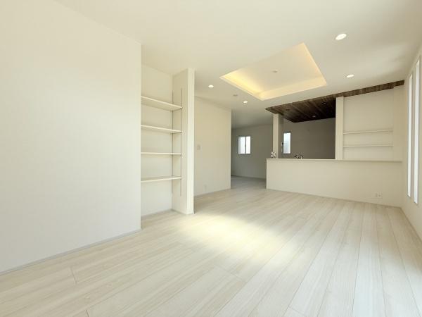奈良市平松５丁目の新築一戸建