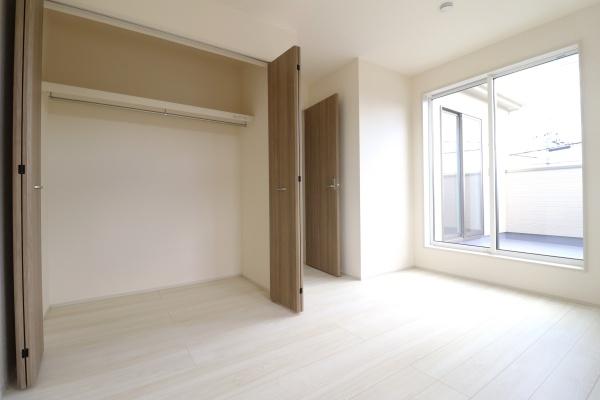 奈良市平松５丁目の新築一戸建