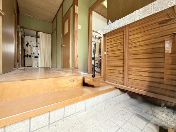 大和高田市礒野町の中古一戸建て