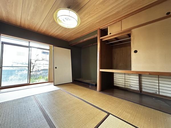 伊賀市緑ケ丘南町の中古一戸建て