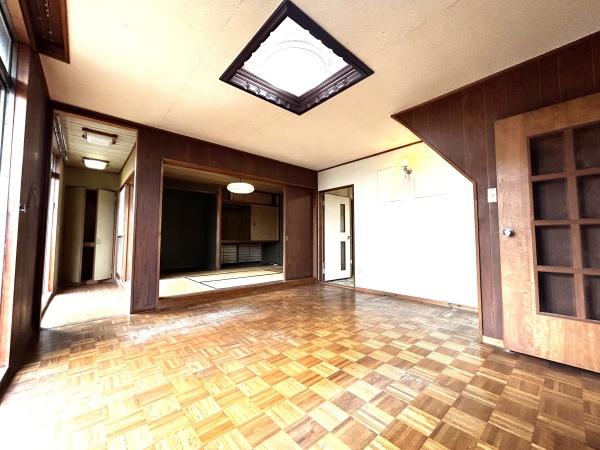 伊賀市緑ケ丘南町の中古一戸建て