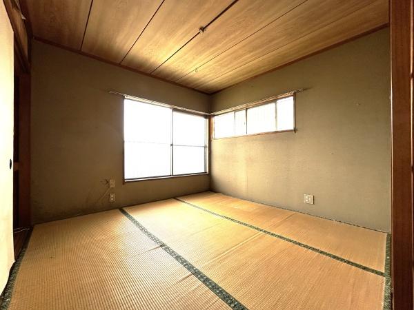 伊賀市緑ケ丘南町の中古一戸建て
