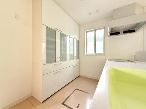 奈良市西登美ヶ丘1丁目の中古一戸建て(キッチン)