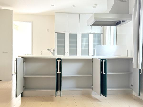 奈良市西登美ヶ丘1丁目の中古一戸建て(キッチン)