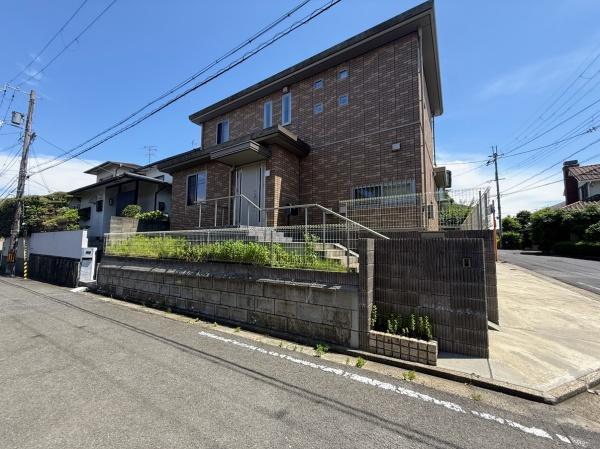 奈良市西登美ヶ丘１丁目の中古一戸建
