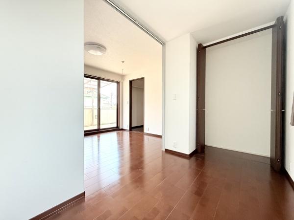 奈良市西登美ヶ丘1丁目の中古一戸建て(洋室)