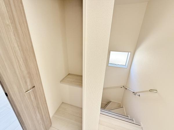 生駒市あすか野南３丁目の新築一戸建