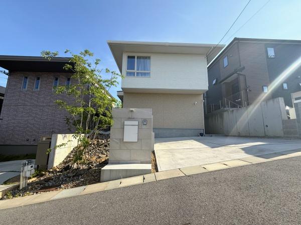 奈良市中山町の中古一戸建て