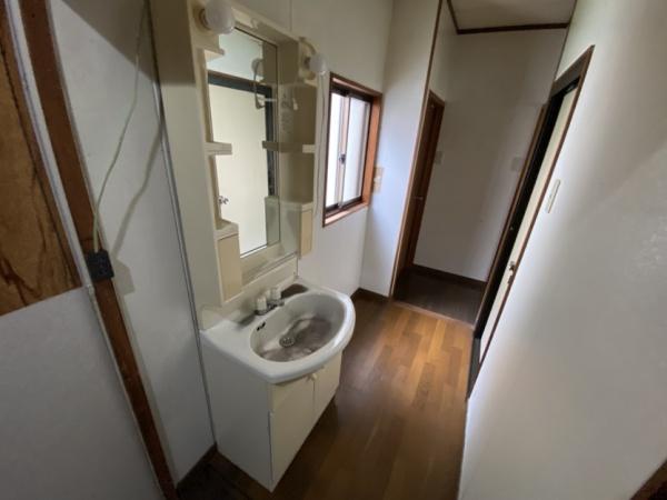 湖南市下田の中古一戸建て