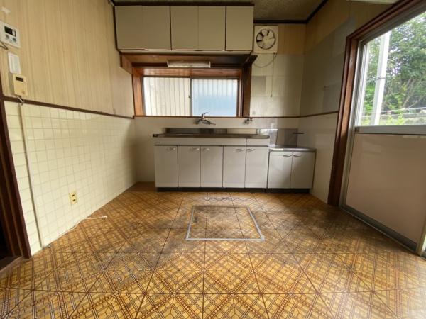 湖南市下田の中古一戸建