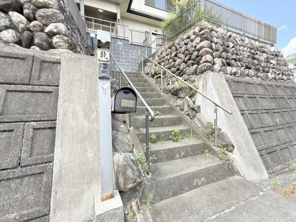 生駒郡平群町春日丘２丁目の中古一戸建