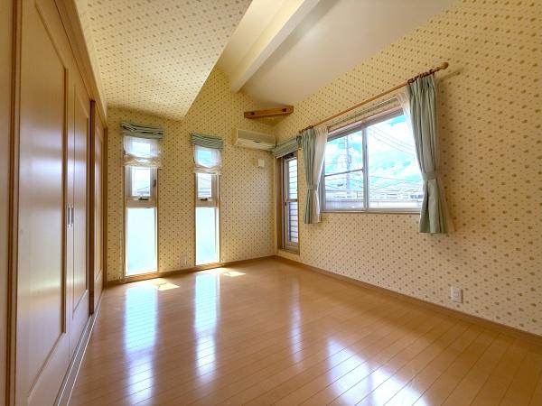 木津川市木津川台３丁目の中古一戸建て