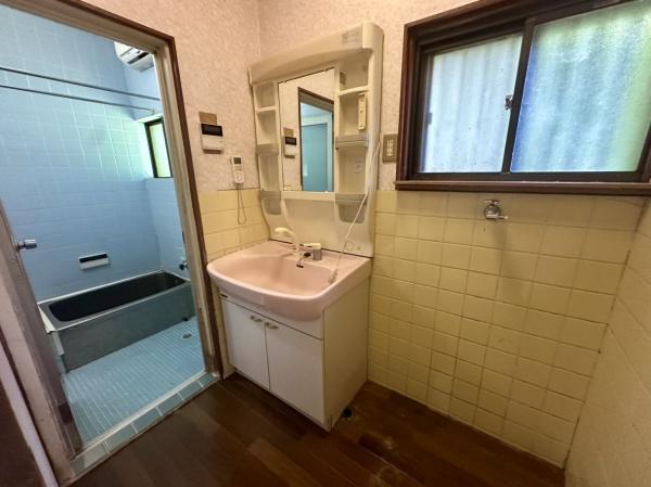 生駒市壱分町の中古一戸建て