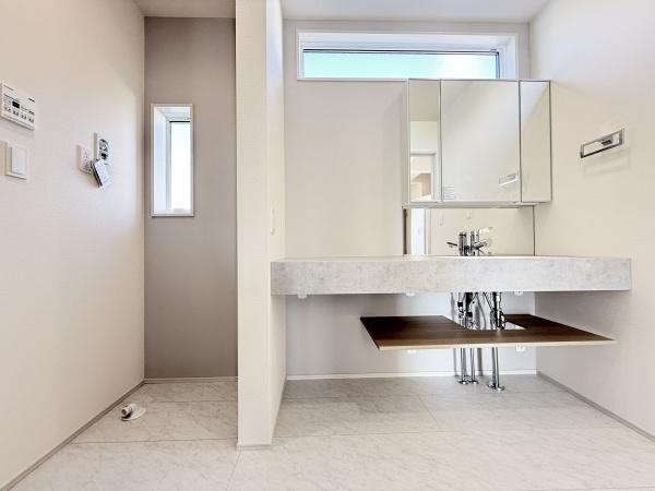 奈良市杏町の新築一戸建(洗面台・洗面所)