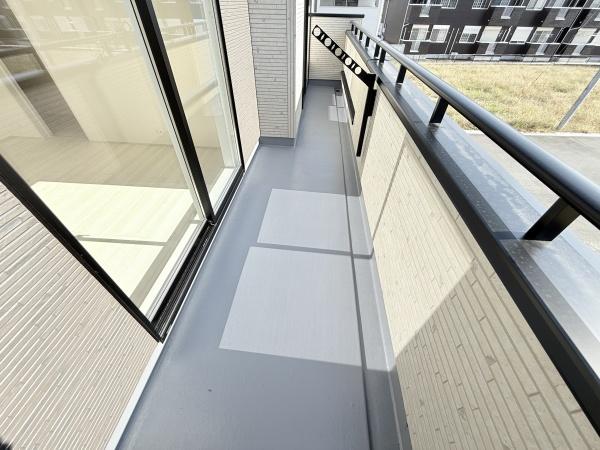 奈良市杏町の新築一戸建(バルコニー)