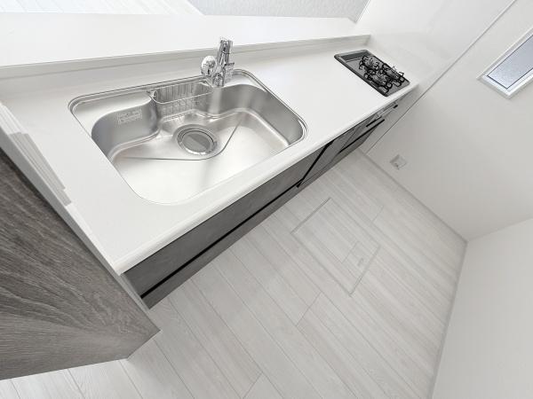 奈良市杏町の新築一戸建(キッチン)