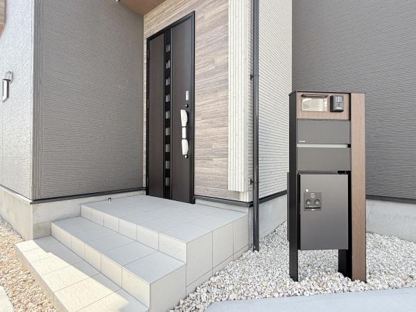 奈良市杏町の新築一戸建