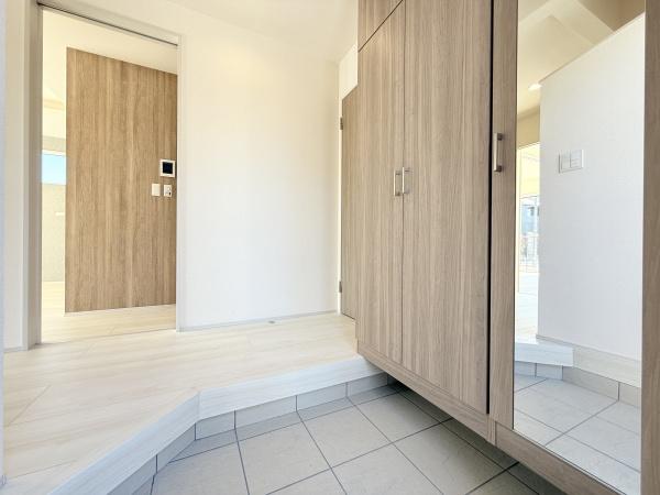 奈良市杏町の新築一戸建