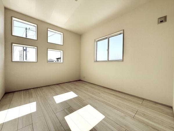 奈良市杏町の新築一戸建(洋室)