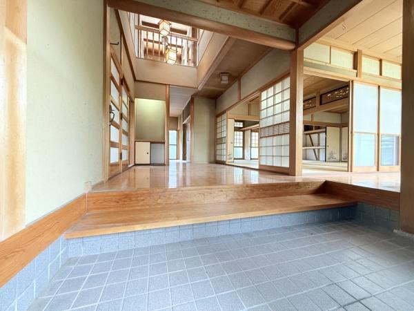天理市田井庄町の中古一戸建