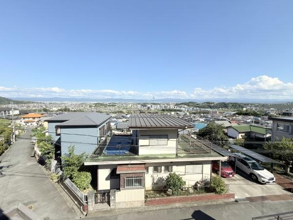 生駒郡三郷町信貴ケ丘４丁目の中古一戸建て