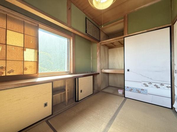 生駒郡三郷町信貴ケ丘４丁目の中古一戸建て