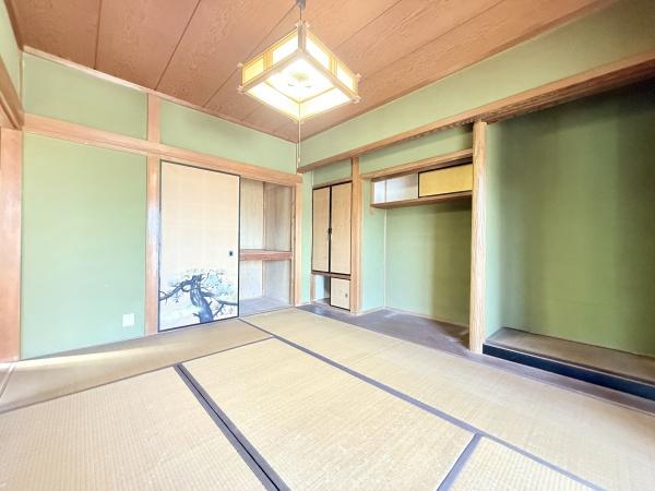 生駒郡三郷町信貴ケ丘４丁目の中古一戸建て