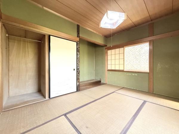 生駒郡三郷町信貴ケ丘４丁目の中古一戸建て