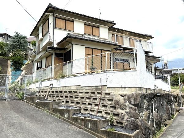 生駒郡三郷町信貴ケ丘４丁目の中古一戸建