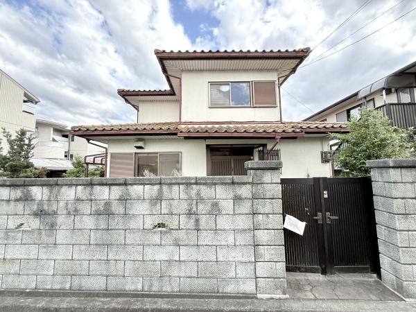 奈良市あやめ池南２丁目の中古一戸建て