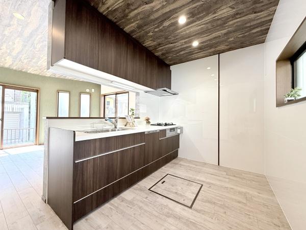 生駒市有里町の中古一戸建て