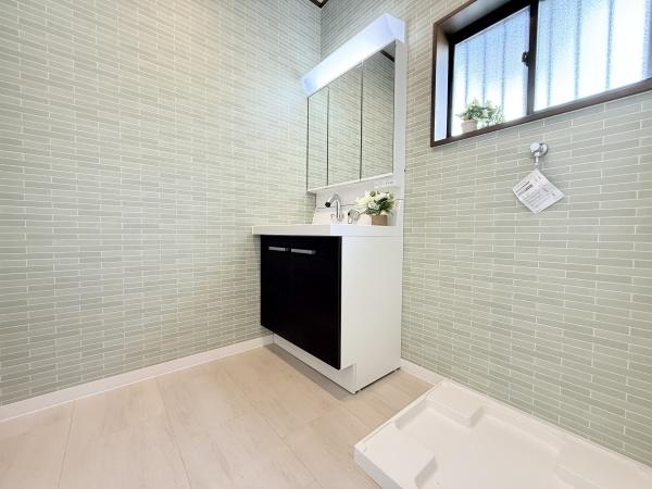 生駒市有里町の中古一戸建て