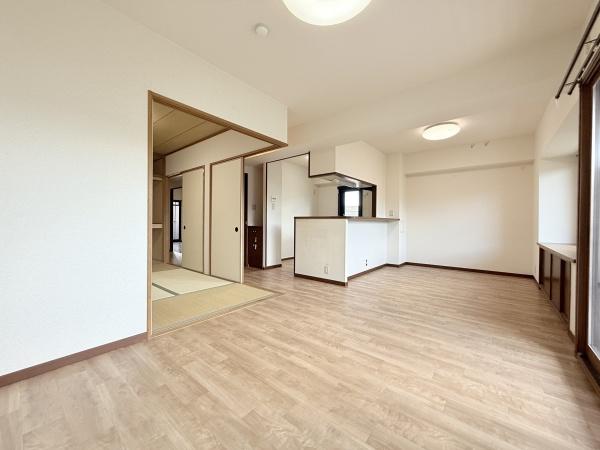 ネオハイツ富雄北フォレストガーデン