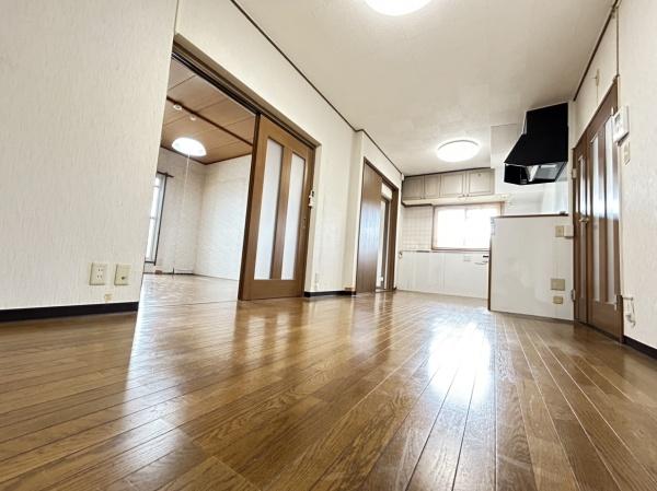 南京終マンションA棟(リビング)