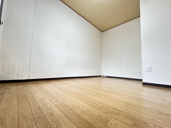 南京終マンションA棟(洋室)