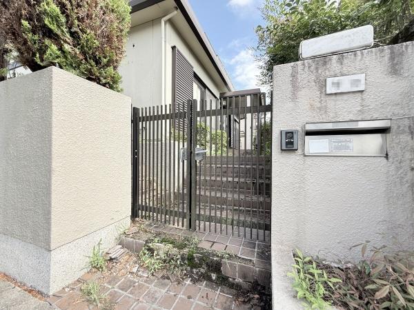 伊賀市朝日ケ丘町の中古一戸建て