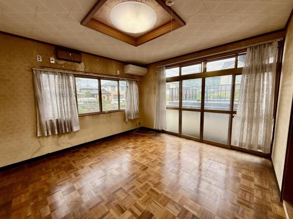 名張市緑が丘西の中古一戸建て