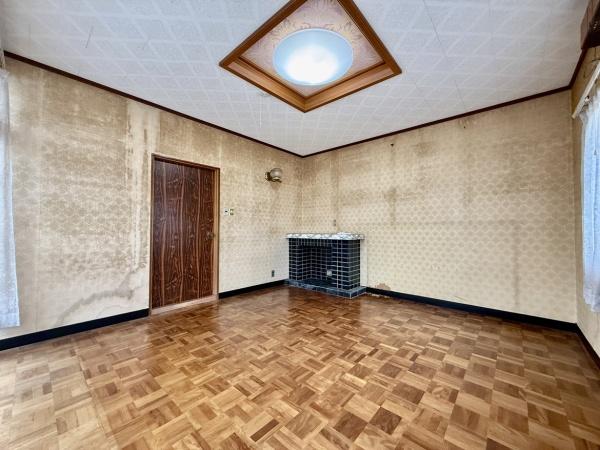 名張市緑が丘西の中古一戸建て