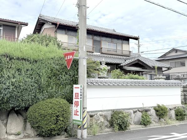 名張市緑が丘西の中古一戸建