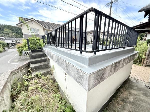 名張市緑が丘西の中古一戸建て