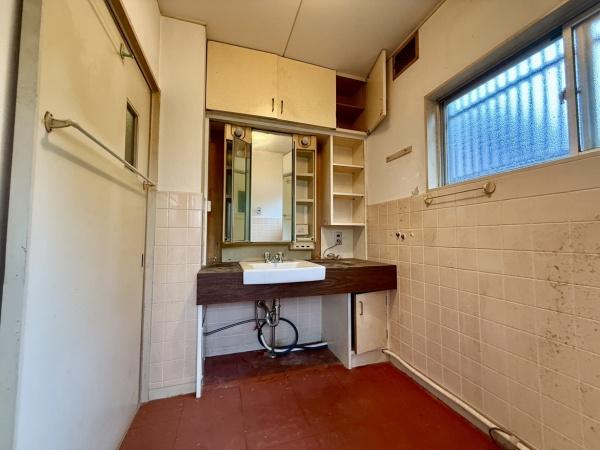 伊賀市朝日ケ丘町の中古一戸建て