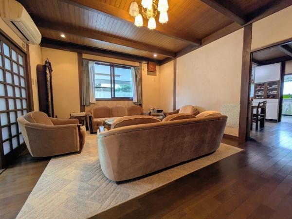 木津川市山城町平尾上垣内の中古一戸建て(リビング)