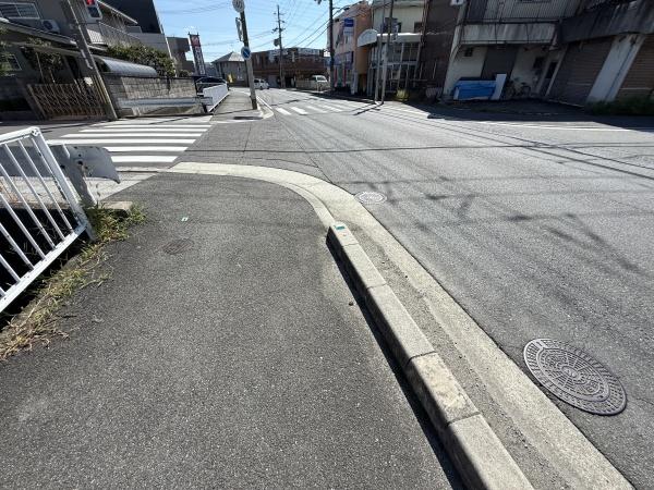 磯城郡川西町大字結崎の土地(前面道路含む現地写真)